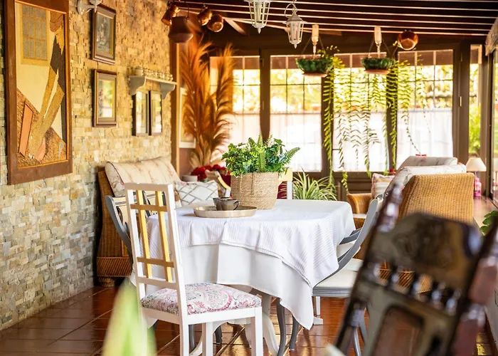 Casa Lazaro, * 特格斯特