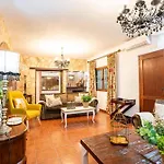 Casa Lazaro, 特格斯特