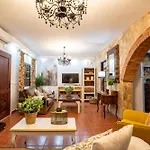 Casa Lazaro, * 特格斯特